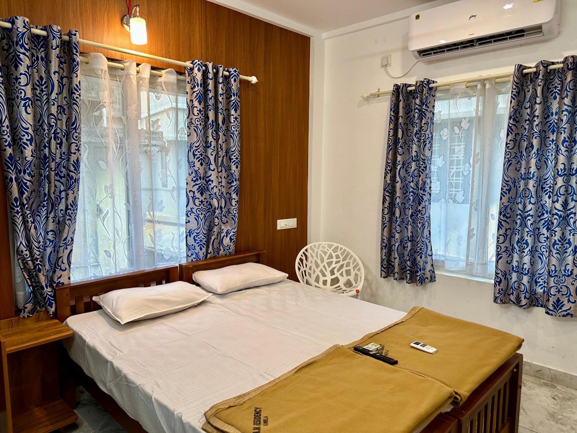 Hotel M M Residency Kochi Exterior foto