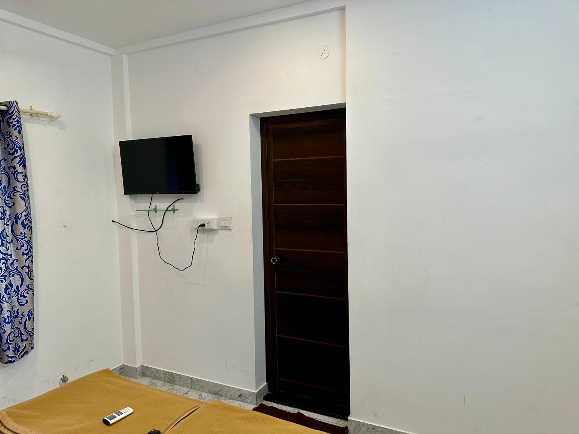 Hotel M M Residency Kochi Exterior foto